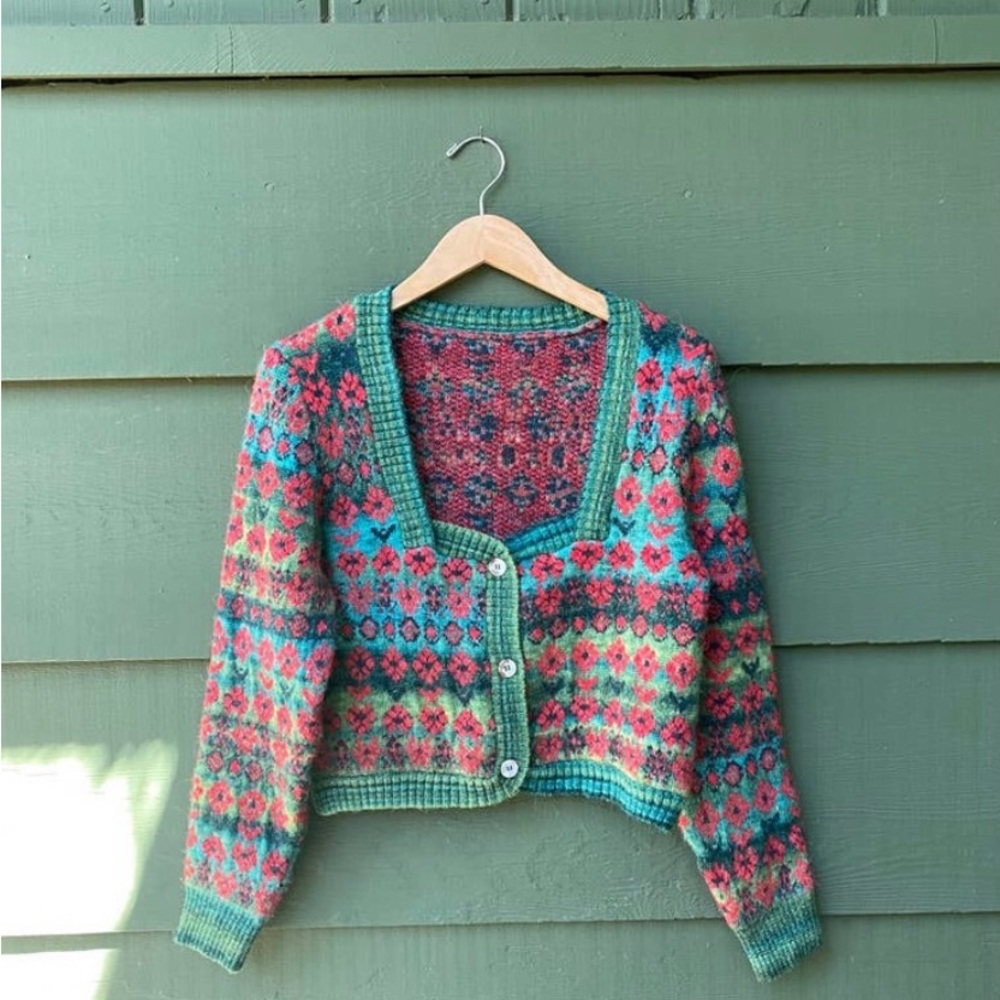 Zara Cropped Jacquard Floral Grandma Knit Sweater